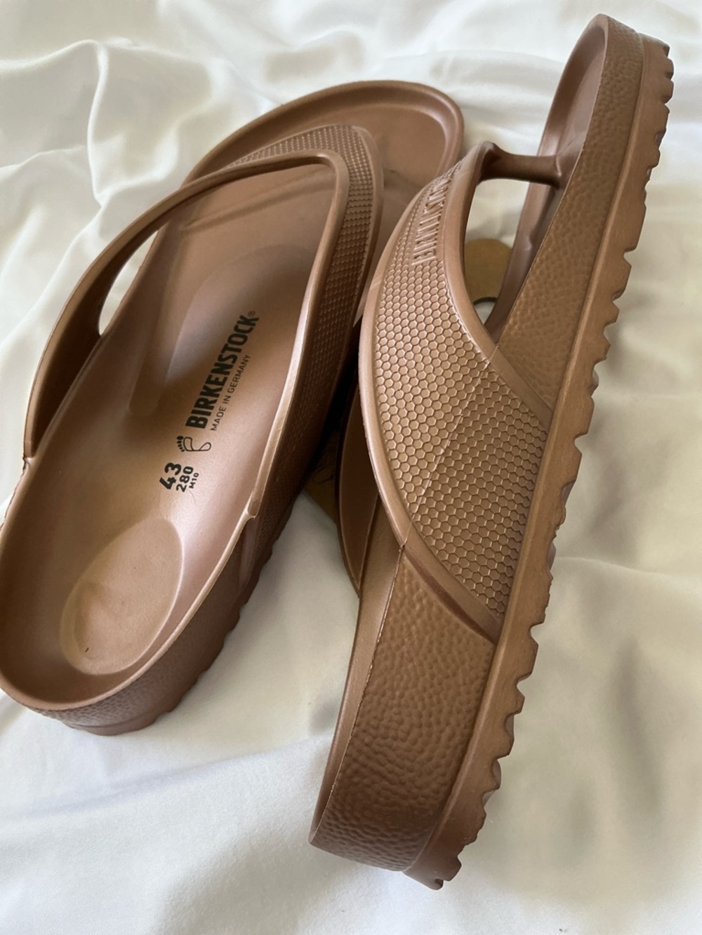NWT Birkenstock Honolulu Eva Sandals M/10 W/11.5